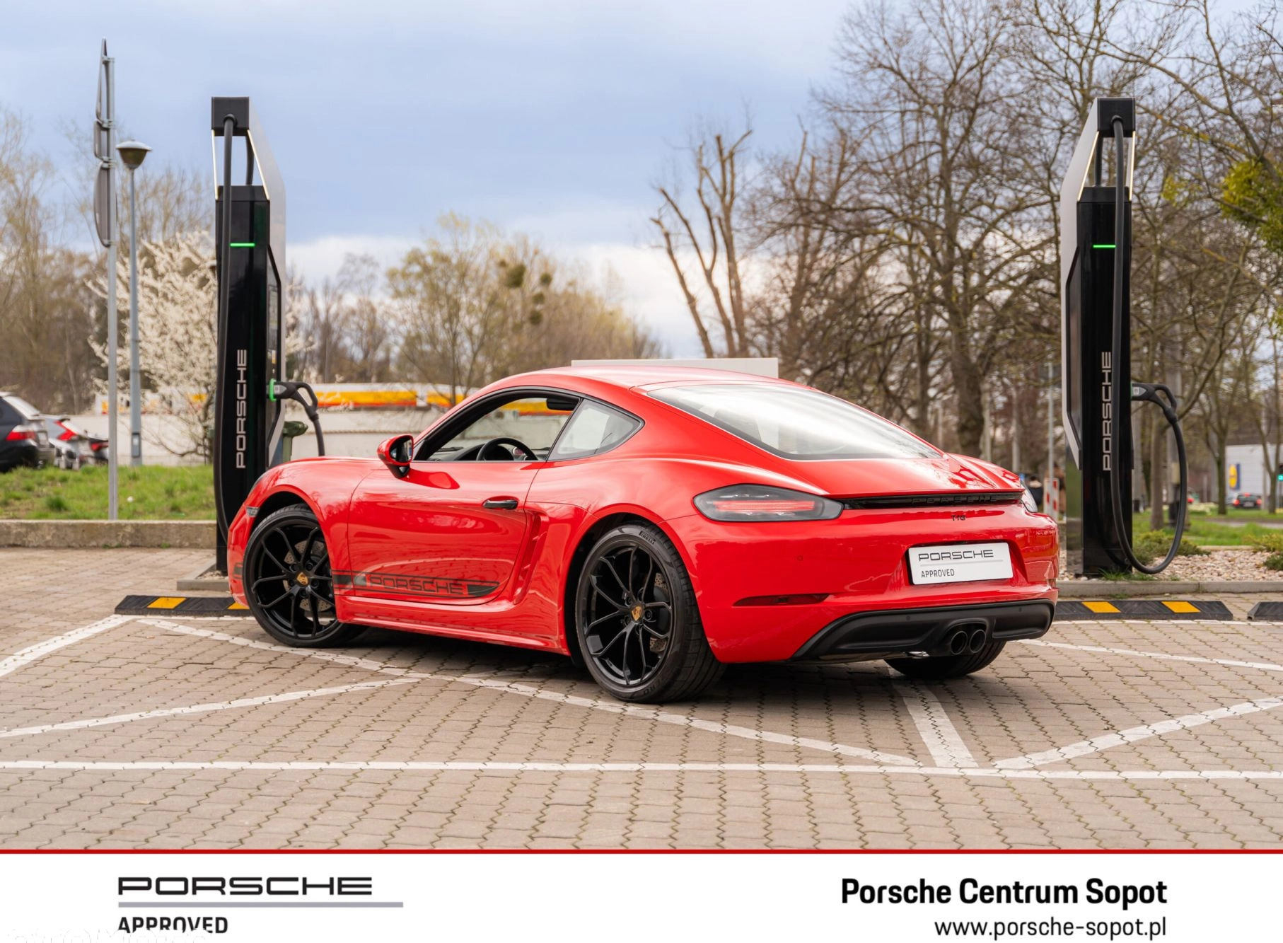 Porsche 718 Cayman cena 399718 przebieg: 3000, rok produkcji 2023 z Żukowo małe 781